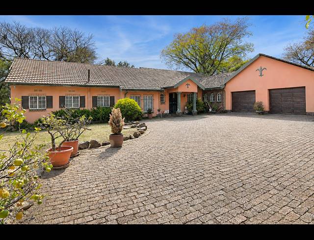 30,515M² SMALLHOLDING FOR SALE IN KYALAMI AH